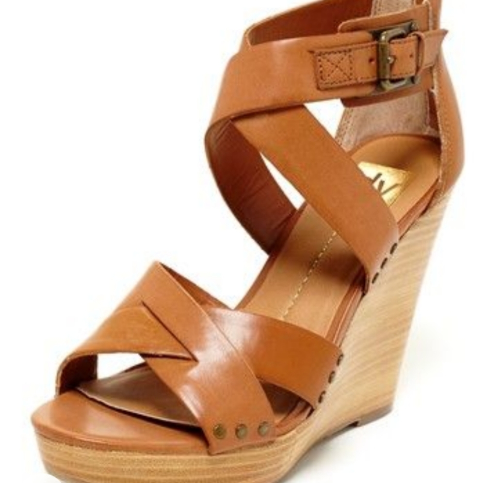 DV dolce vida platform sandals